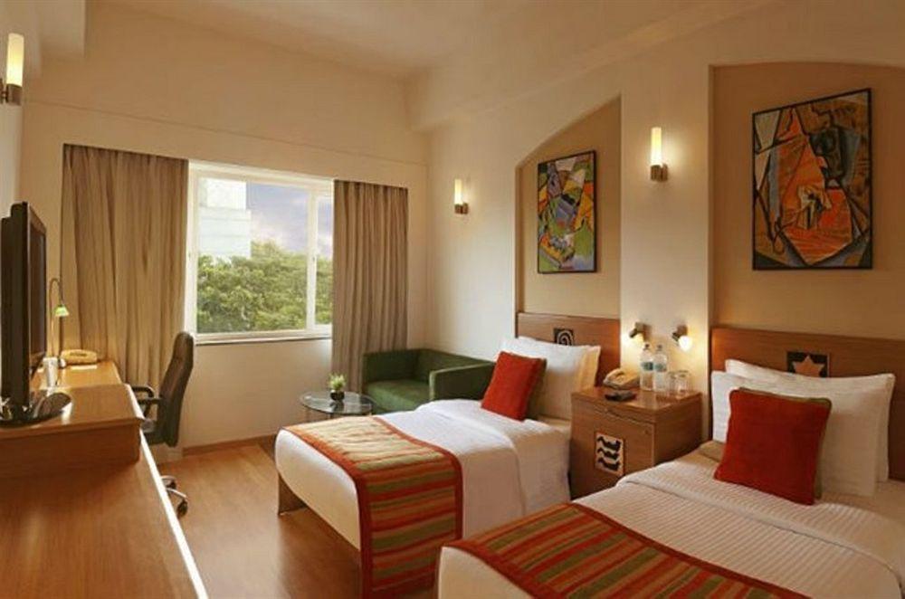 Lemon Tree Hinjewadi Pune Hotel