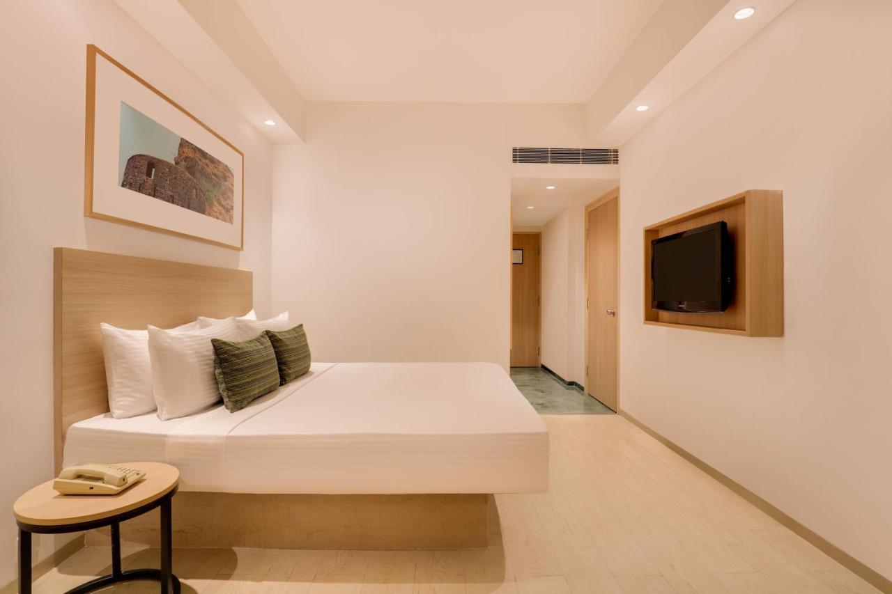 Lemon Tree Hinjewadi Pune Hotel 4*