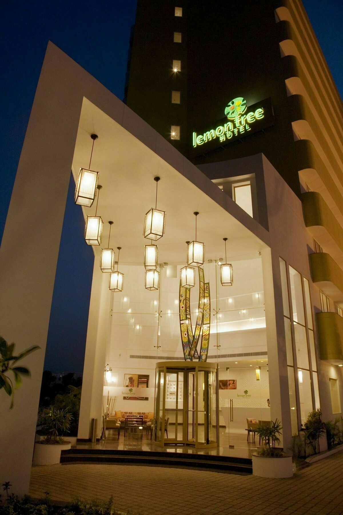 Lemon Tree Hinjewadi Pune Hotel